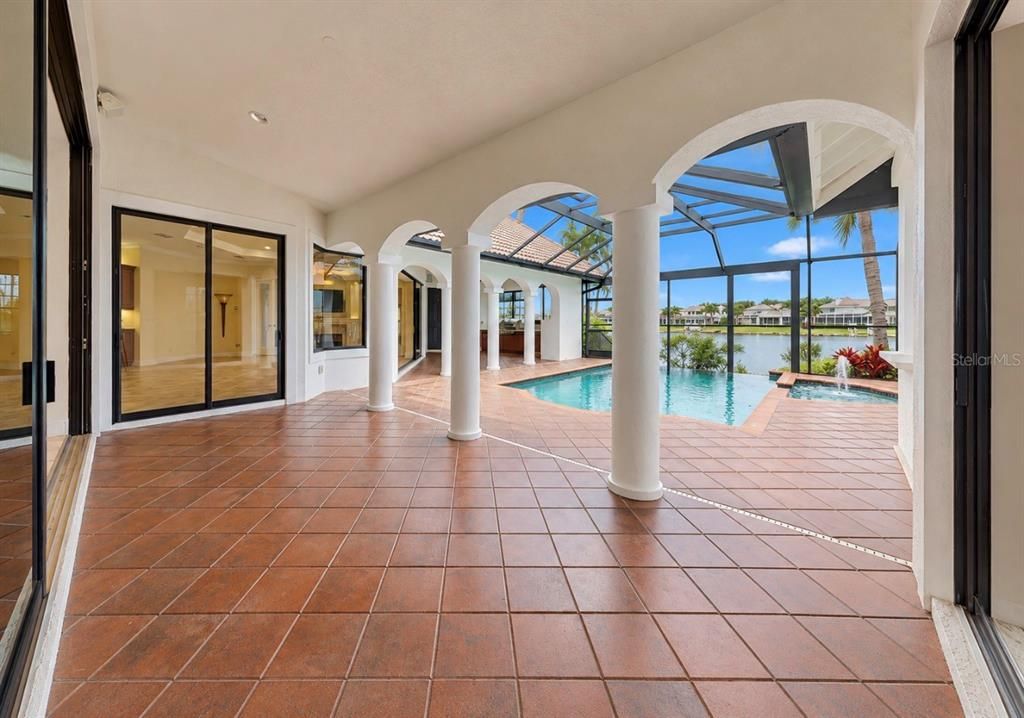 For Sale: $1,690,000 (4 beds, 3 baths, 4307 Square Feet)