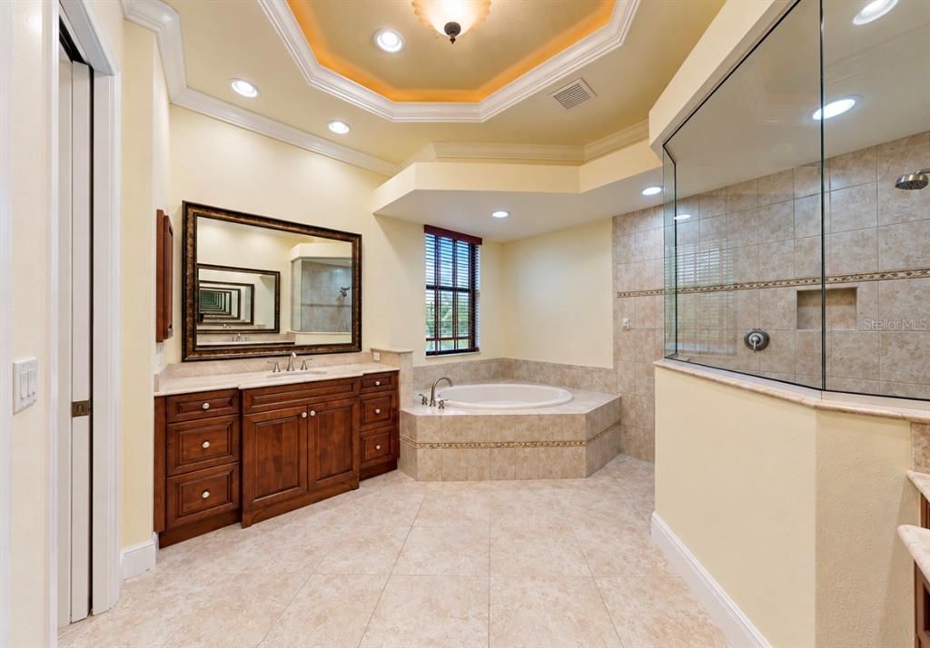 For Sale: $1,690,000 (4 beds, 3 baths, 4307 Square Feet)
