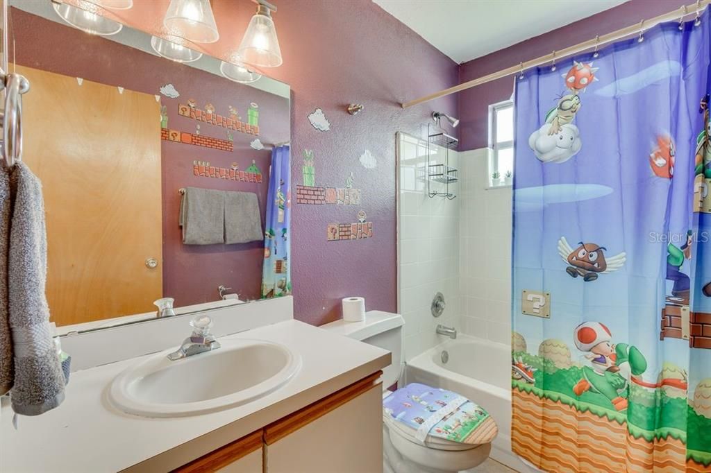 En Venta: $220,000 (3 camas, 2 baños, 1220 Pies cuadrados)