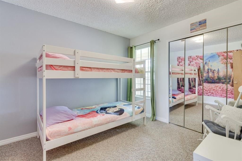 En Venta: $220,000 (3 camas, 2 baños, 1220 Pies cuadrados)