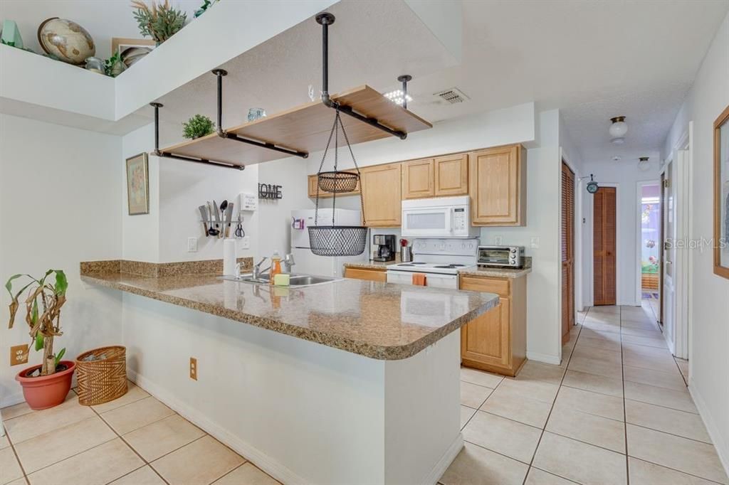 En Venta: $220,000 (3 camas, 2 baños, 1220 Pies cuadrados)