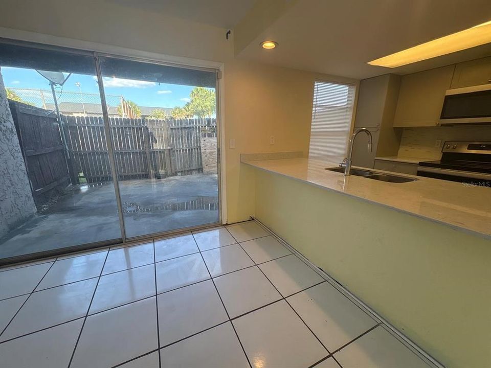 En Renta: $1,400 (2 camas, 1 baños, 1164 Pies cuadrados)