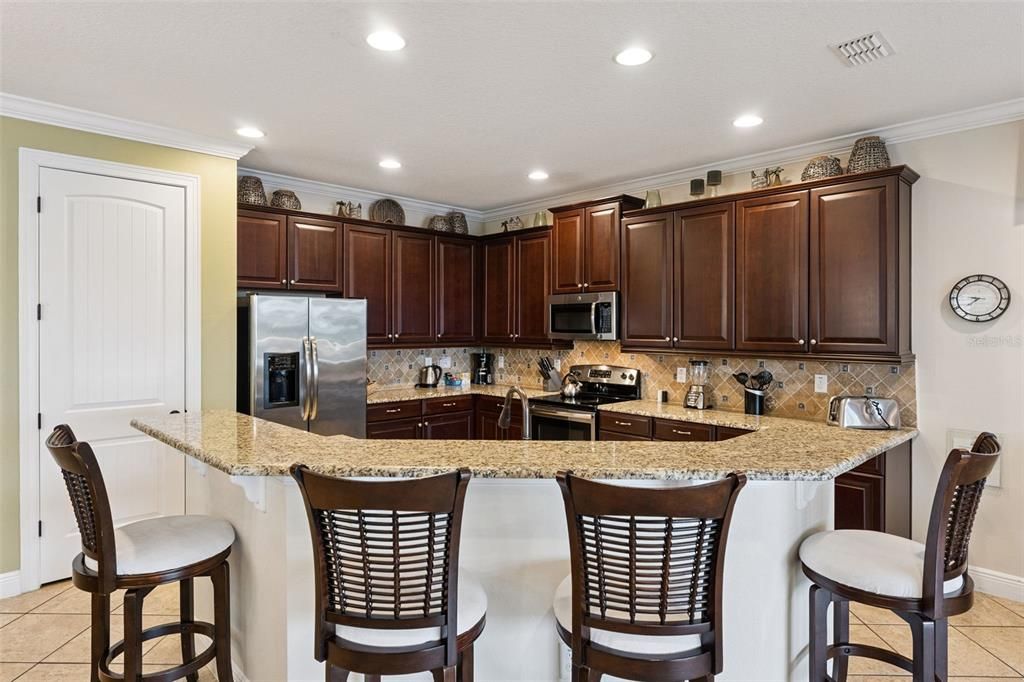 En Venta: $895,000 (5 camas, 4 baños, 3150 Pies cuadrados)