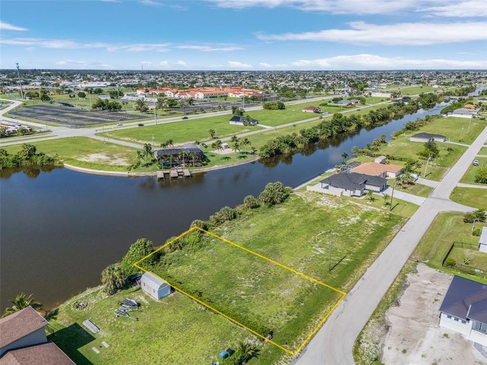 待售: $79,900 (0.23 acres)
