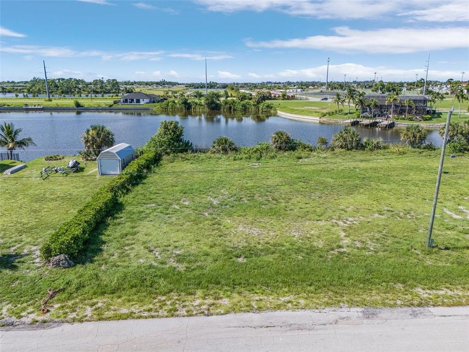 待售: $79,900 (0.23 acres)