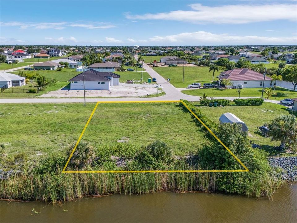 待售: $79,900 (0.23 acres)