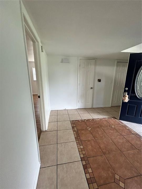 En Renta: $2,200 (4 camas, 2 baños, 1682 Pies cuadrados)