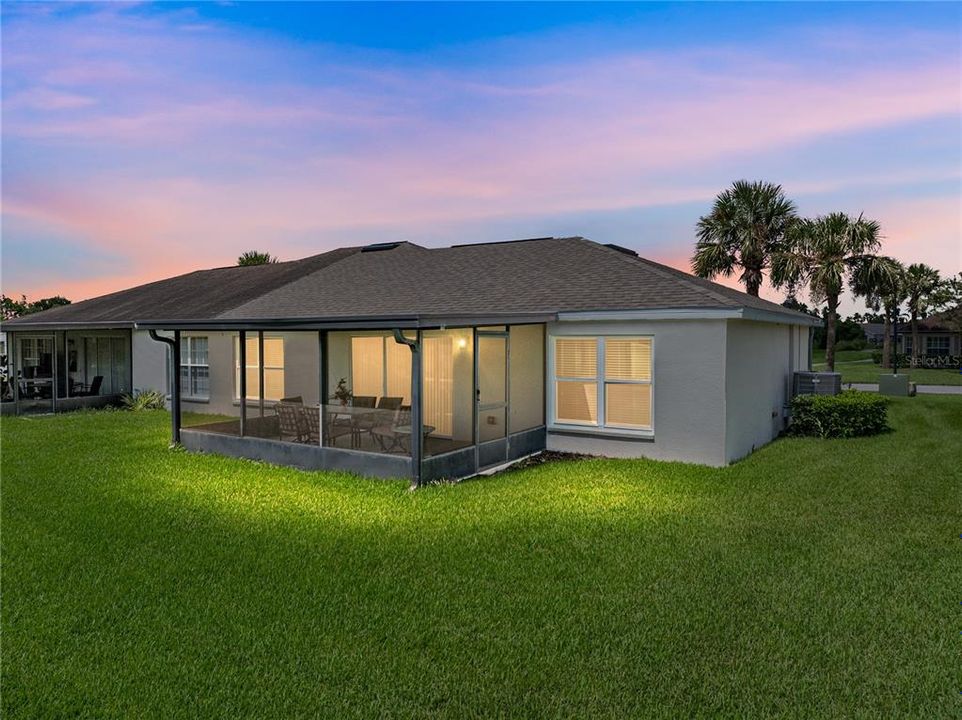 For Rent: $2,350 (2 beds, 2 baths, 1271 Square Feet)