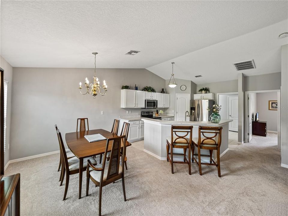 For Rent: $2,350 (2 beds, 2 baths, 1271 Square Feet)