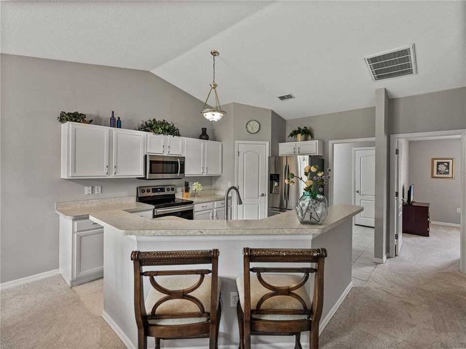 For Rent: $2,350 (2 beds, 2 baths, 1271 Square Feet)