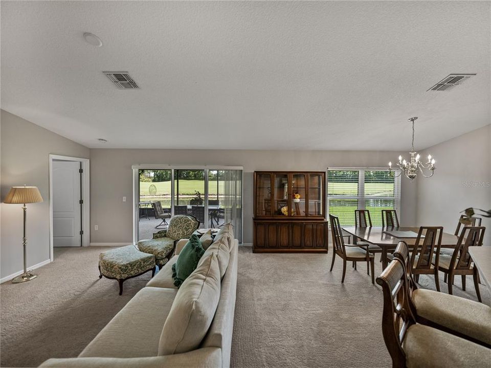 For Rent: $2,350 (2 beds, 2 baths, 1271 Square Feet)