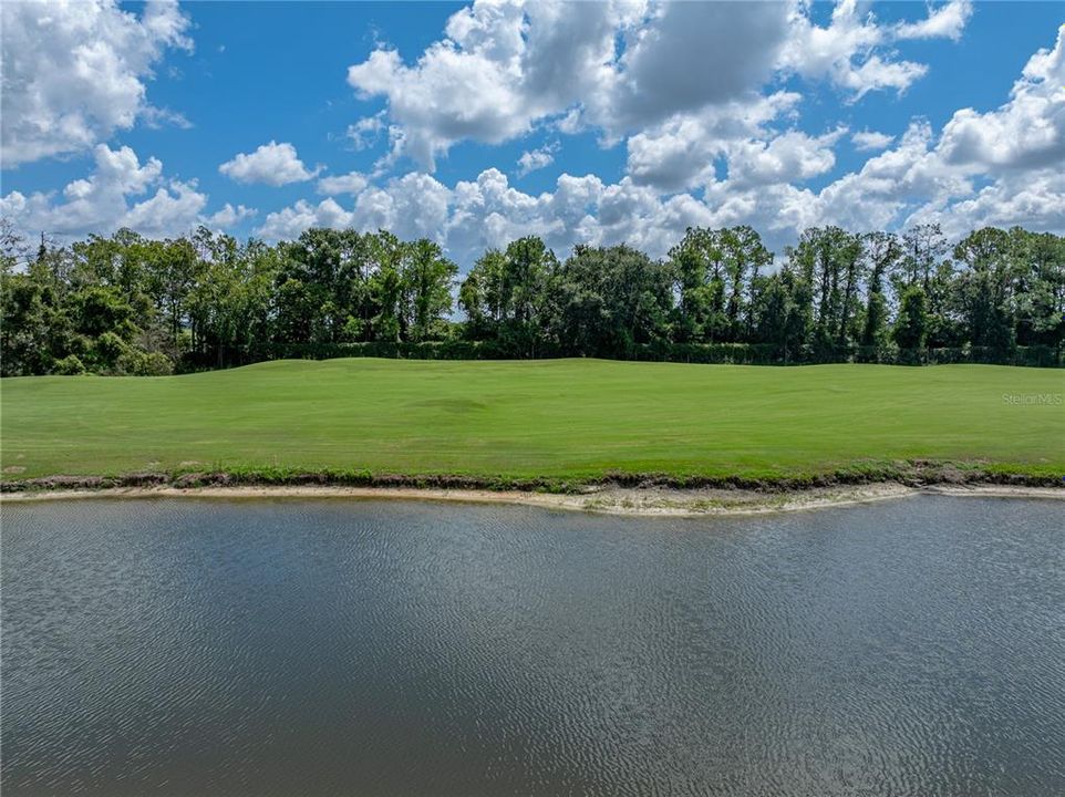 For Rent: $2,350 (2 beds, 2 baths, 1271 Square Feet)