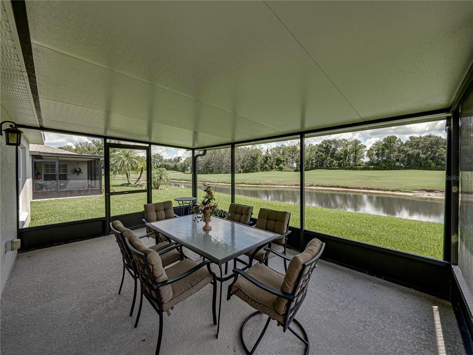 For Rent: $2,350 (2 beds, 2 baths, 1271 Square Feet)