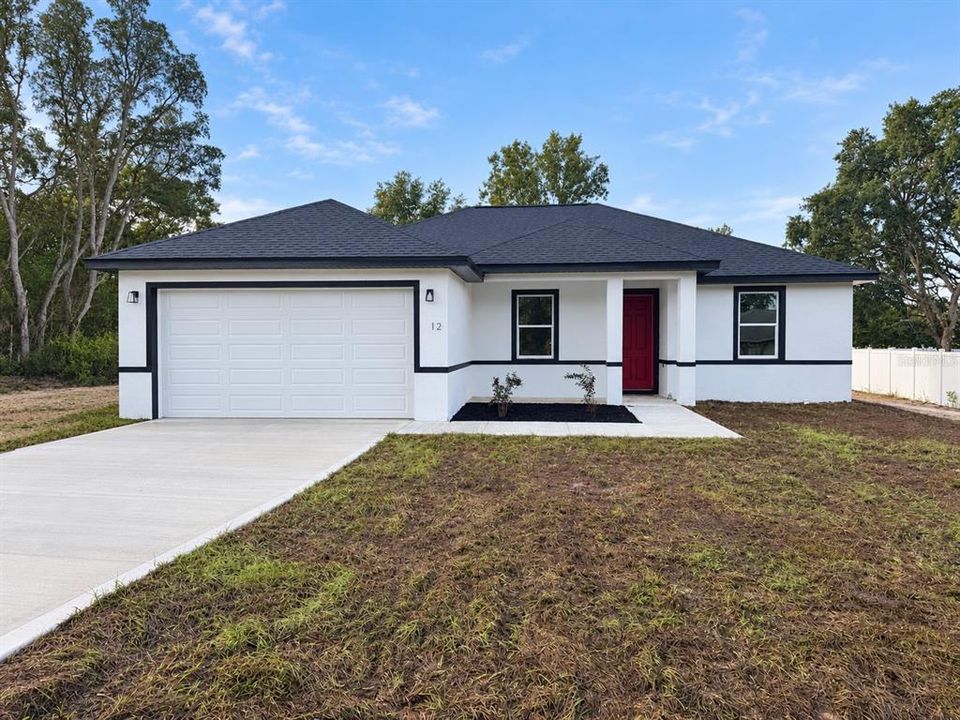 For Sale: $300,000 (3 beds, 2 baths, 1571 Square Feet)