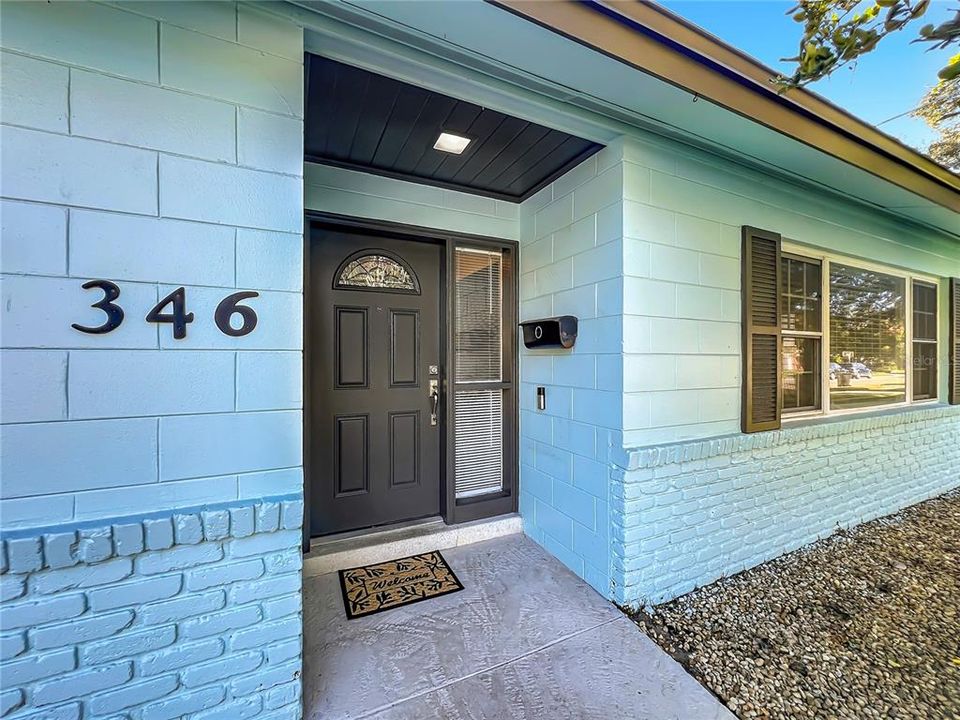 For Sale: $575,000 (4 beds, 2 baths, 1891 Square Feet)