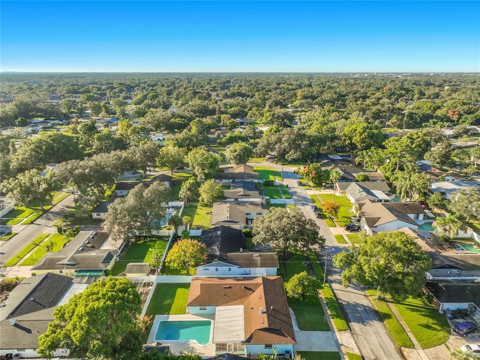 For Sale: $575,000 (4 beds, 2 baths, 1891 Square Feet)