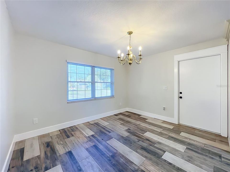 For Sale: $575,000 (4 beds, 2 baths, 1891 Square Feet)
