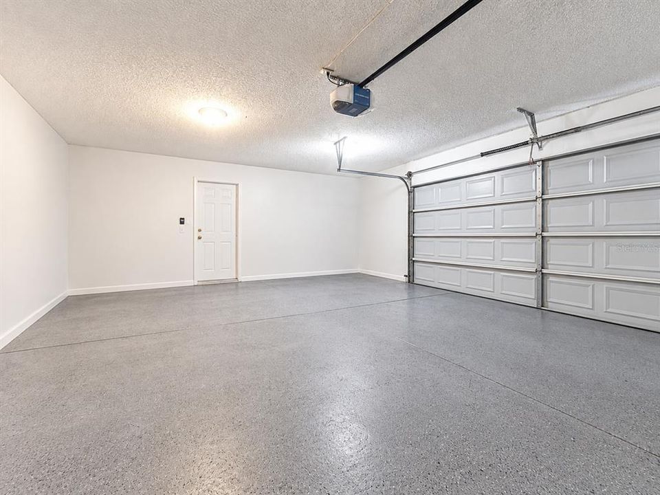 En Venta: $420,000 (4 camas, 2 baños, 2844 Pies cuadrados)