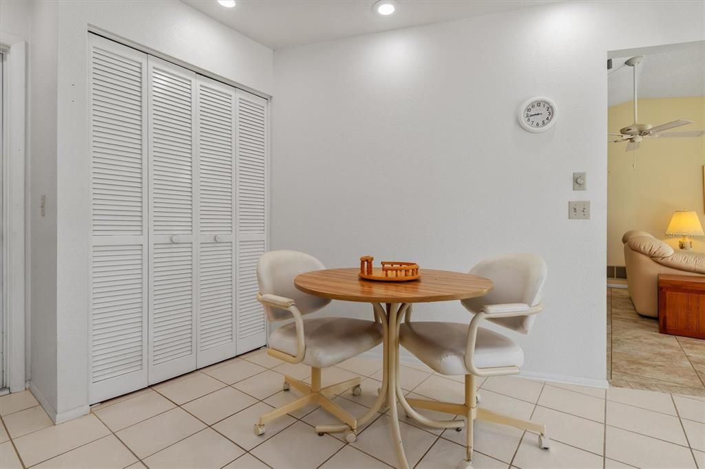 En Venta: $189,000 (2 camas, 2 baños, 1243 Pies cuadrados)