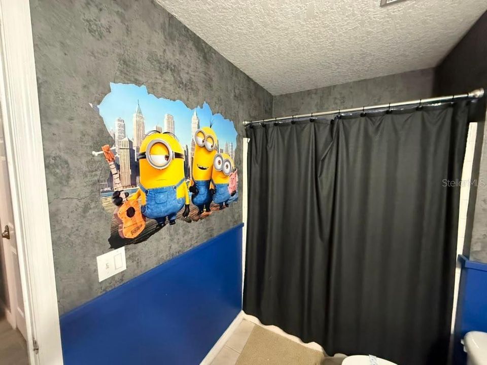 En Renta: $2,400 (4 camas, 3 baños, 1619 Pies cuadrados)