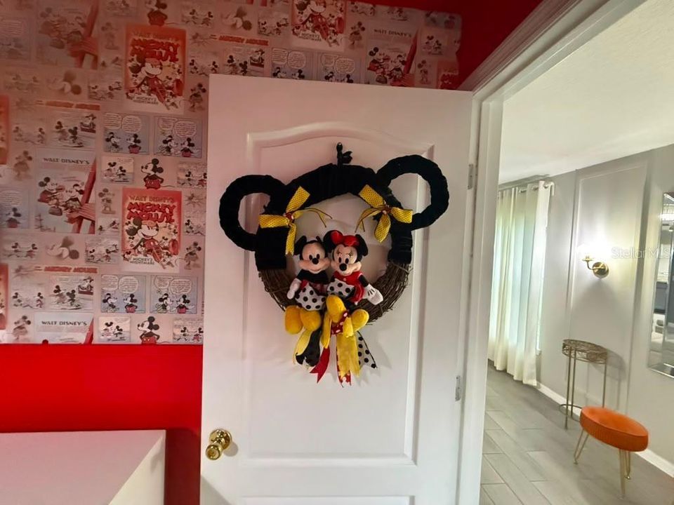 En Renta: $2,400 (4 camas, 3 baños, 1619 Pies cuadrados)