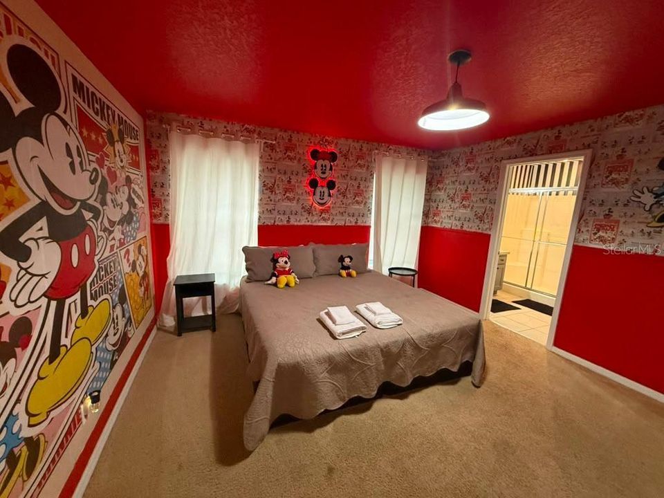 En Renta: $2,400 (4 camas, 3 baños, 1619 Pies cuadrados)