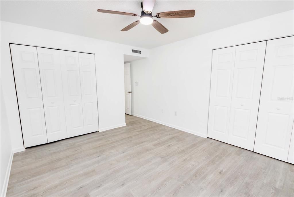 En Venta: $219,900 (2 camas, 2 baños, 1000 Pies cuadrados)