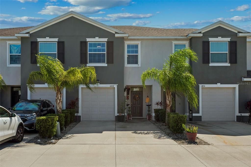 For Sale: $305,000 (3 beds, 2 baths, 1673 Square Feet)