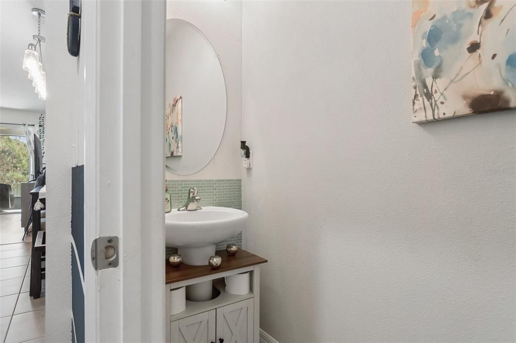 For Sale: $305,000 (3 beds, 2 baths, 1673 Square Feet)