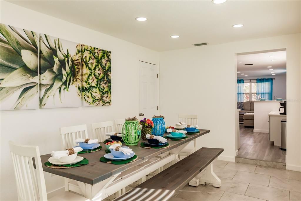 For Sale: $1,615,000 (6 beds, 4 baths, 2933 Square Feet)