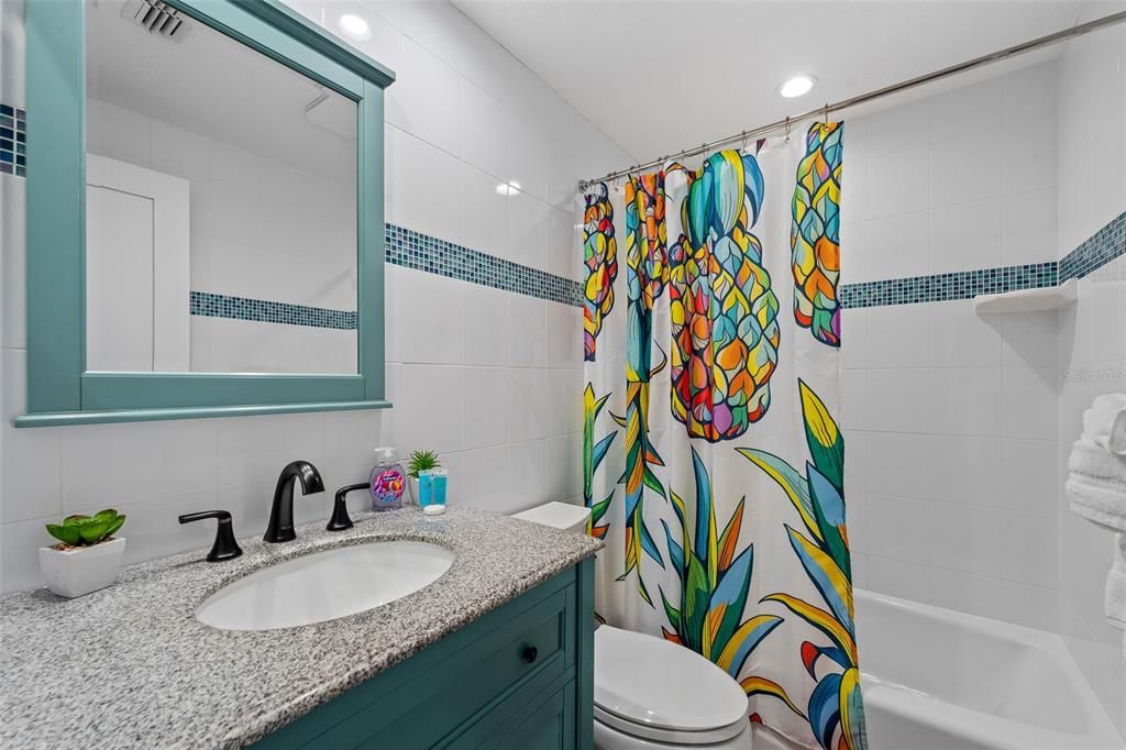 For Sale: $1,615,000 (6 beds, 4 baths, 2933 Square Feet)