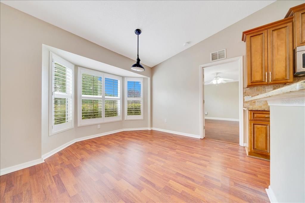 For Rent: $1,700 (3 beds, 2 baths, 1454 Square Feet)