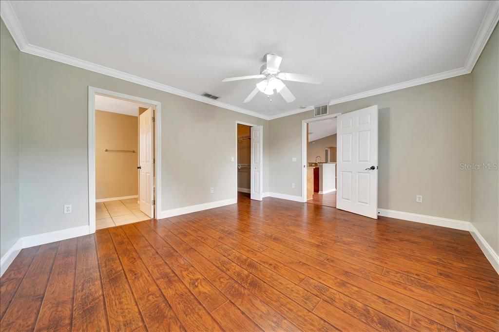 For Rent: $1,700 (3 beds, 2 baths, 1454 Square Feet)