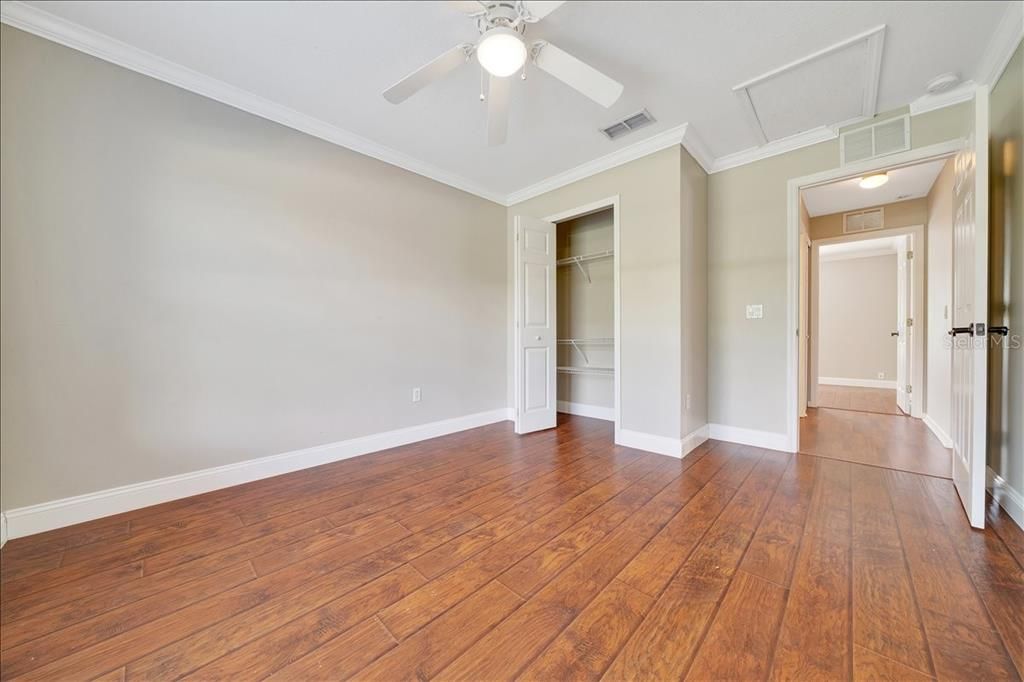 For Rent: $1,700 (3 beds, 2 baths, 1454 Square Feet)