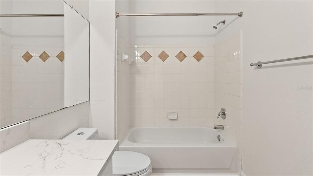 En Venta: $299,000 (2 camas, 2 baños, 1158 Pies cuadrados)