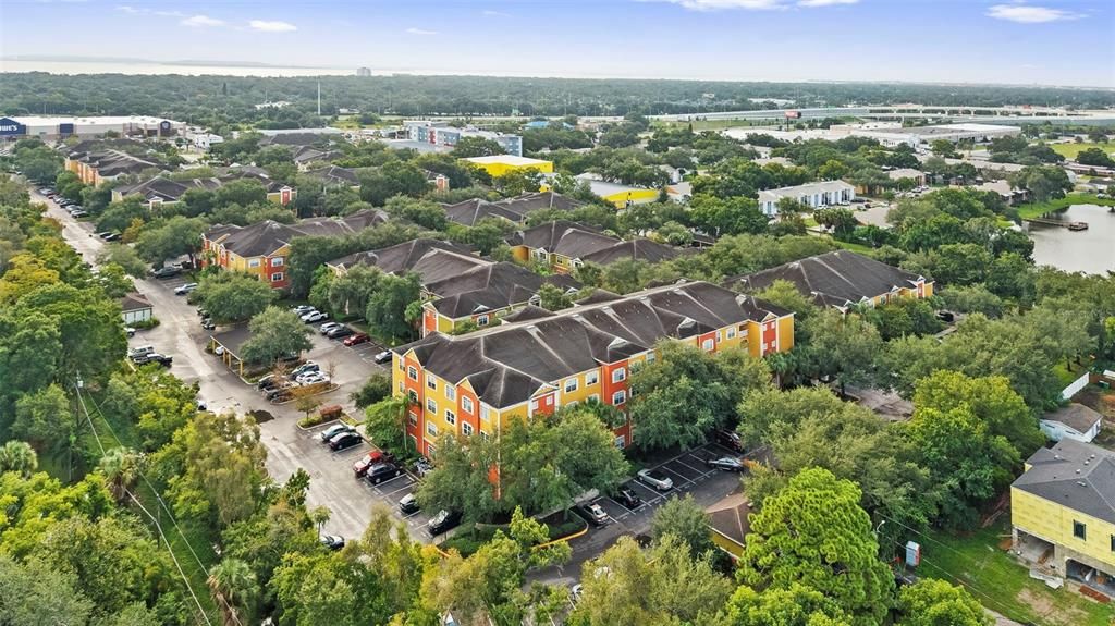 En Venta: $299,000 (2 camas, 2 baños, 1158 Pies cuadrados)
