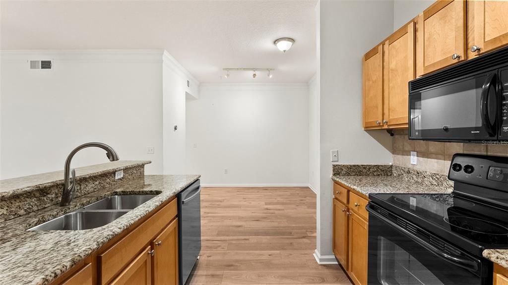 En Venta: $299,000 (2 camas, 2 baños, 1158 Pies cuadrados)