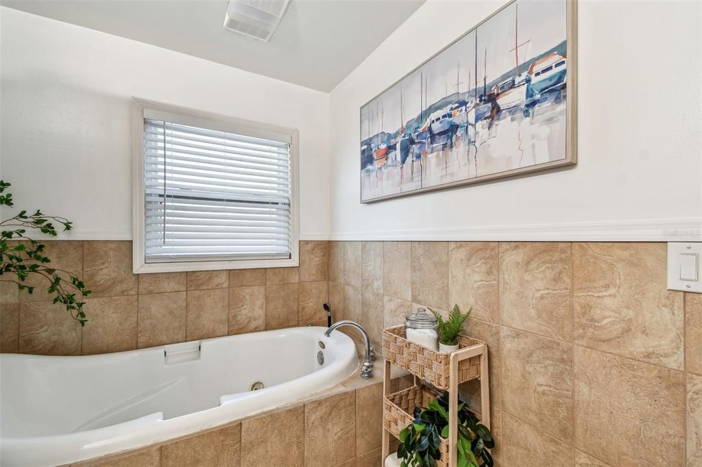 В аренду: $3,850 (3 спален, 2 ванн, 2110 Квадратных фут)