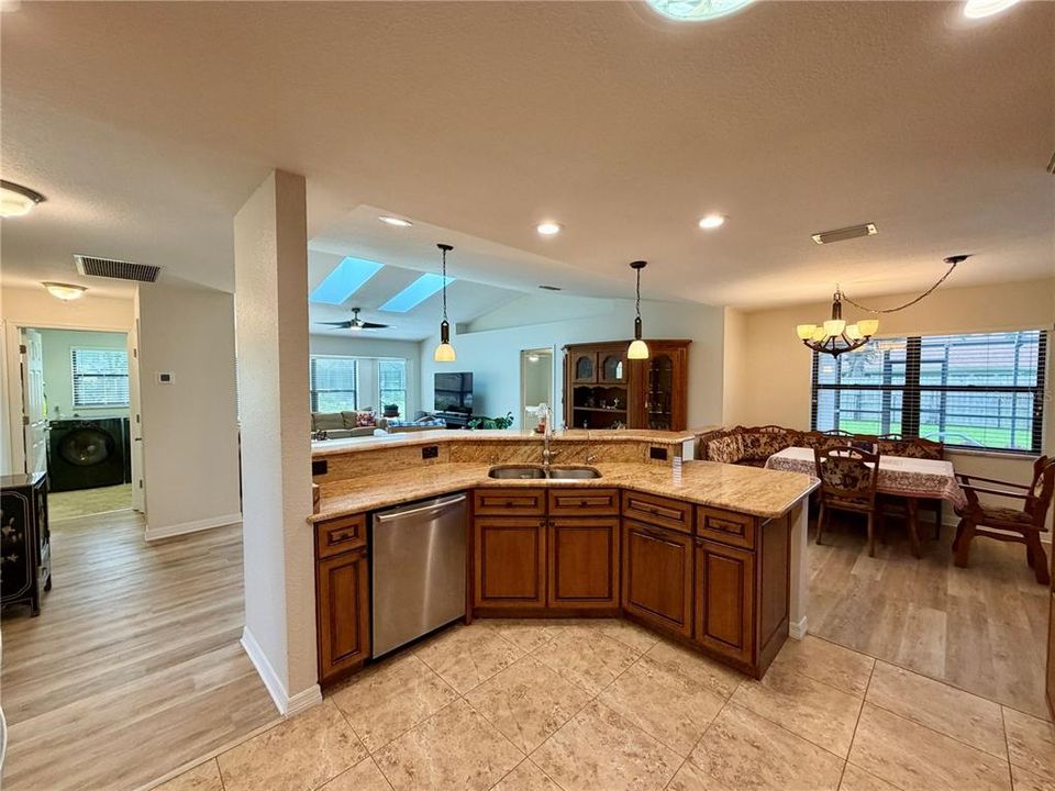 For Sale: $460,000 (3 beds, 2 baths, 2347 Square Feet)