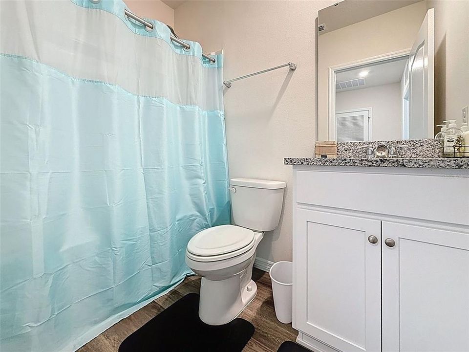 For Rent: $1,800 (3 beds, 2 baths, 1463 Square Feet)