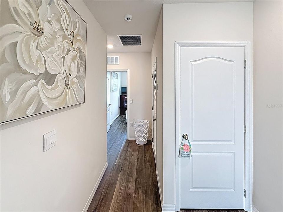 For Rent: $1,800 (3 beds, 2 baths, 1463 Square Feet)