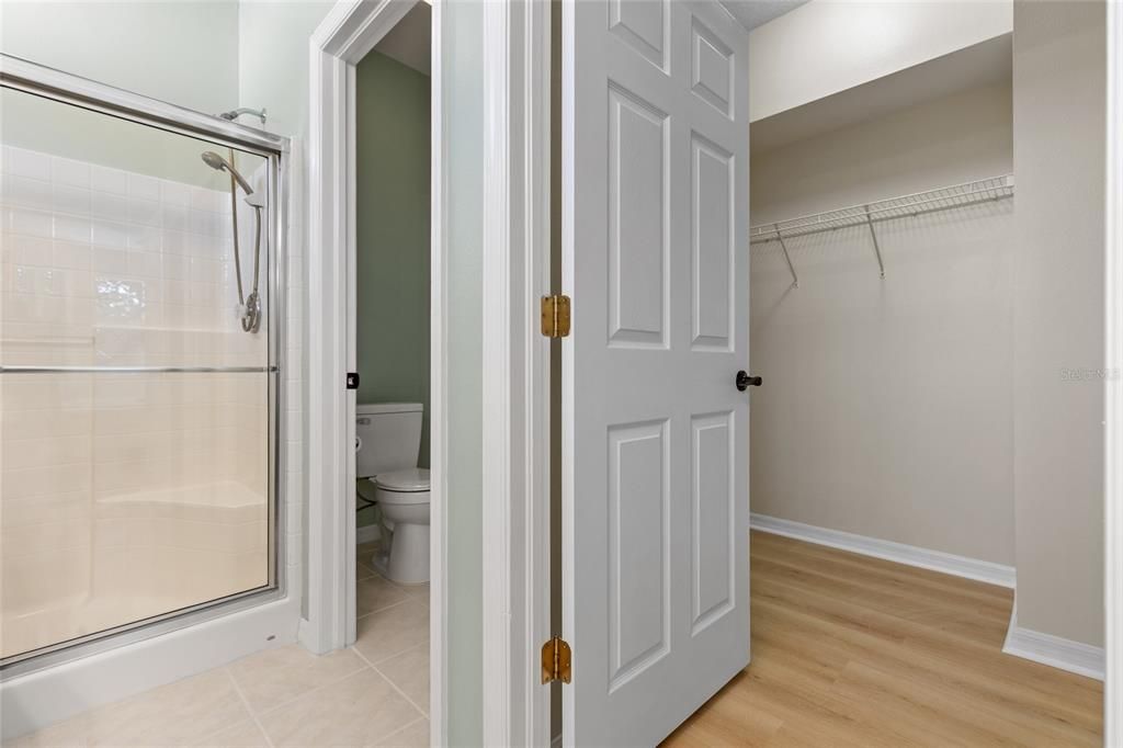 For Sale: $334,900 (3 beds, 2 baths, 1718 Square Feet)