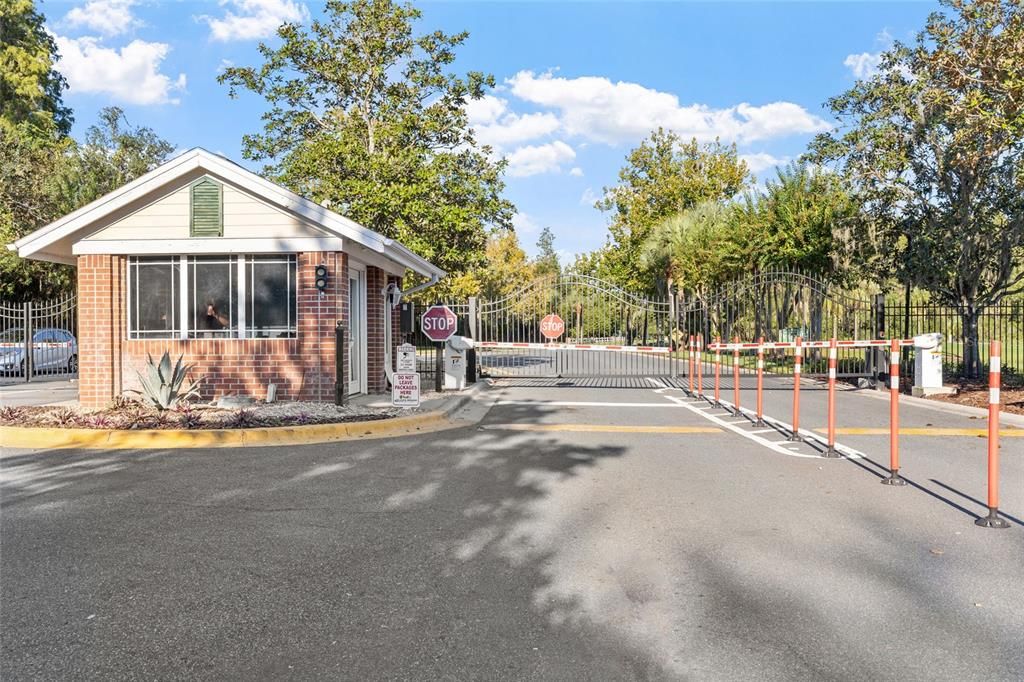 For Sale: $334,900 (3 beds, 2 baths, 1718 Square Feet)