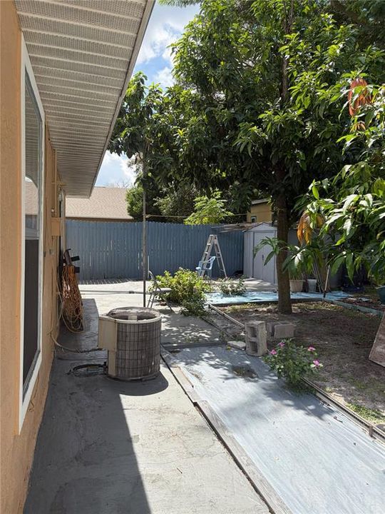For Sale: $235,000 (3 beds, 2 baths, 1200 Square Feet)