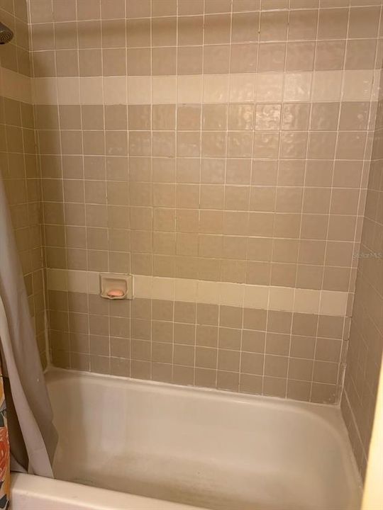 For Sale: $235,000 (3 beds, 2 baths, 1200 Square Feet)