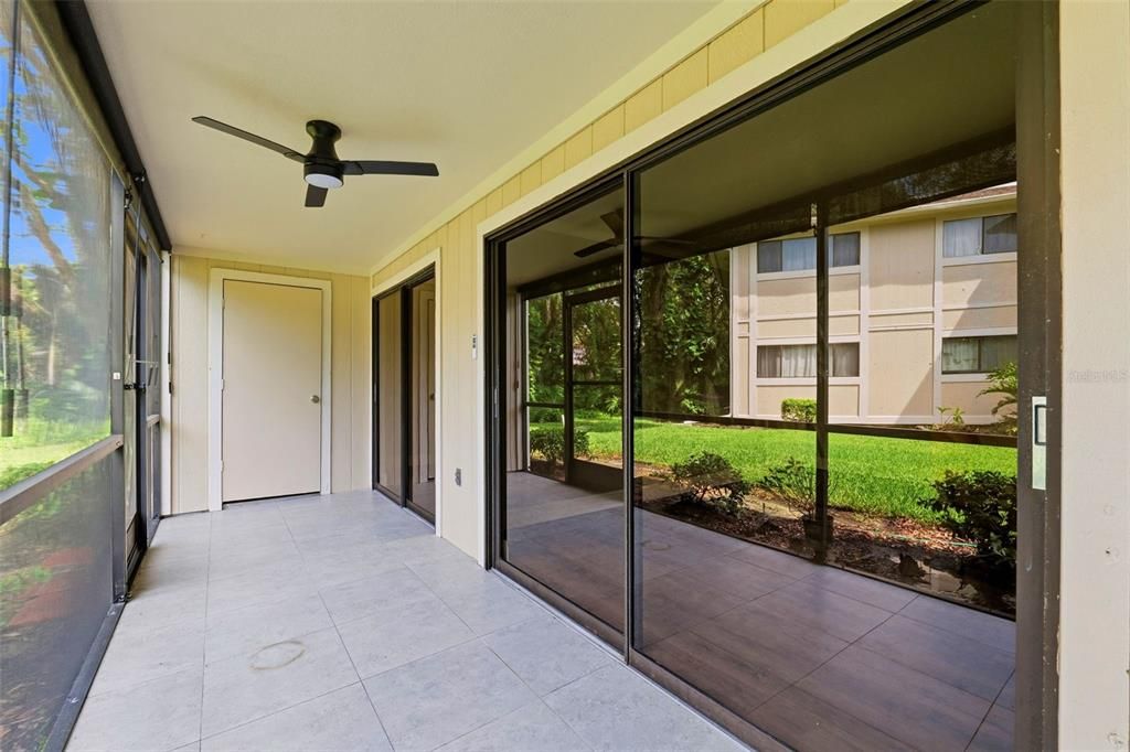 待售: $189,900 (2 贝兹, 2 浴室, 962 平方英尺)