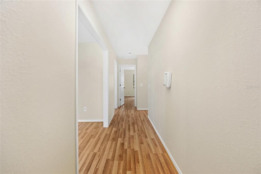 For Sale: $289,000 (3 beds, 2 baths, 1665 Square Feet)