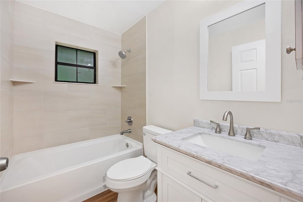 For Sale: $289,000 (3 beds, 2 baths, 1665 Square Feet)