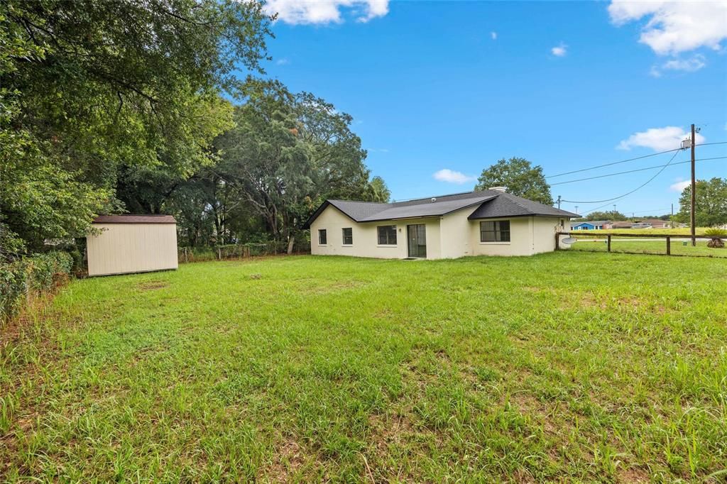 For Sale: $289,000 (3 beds, 2 baths, 1665 Square Feet)