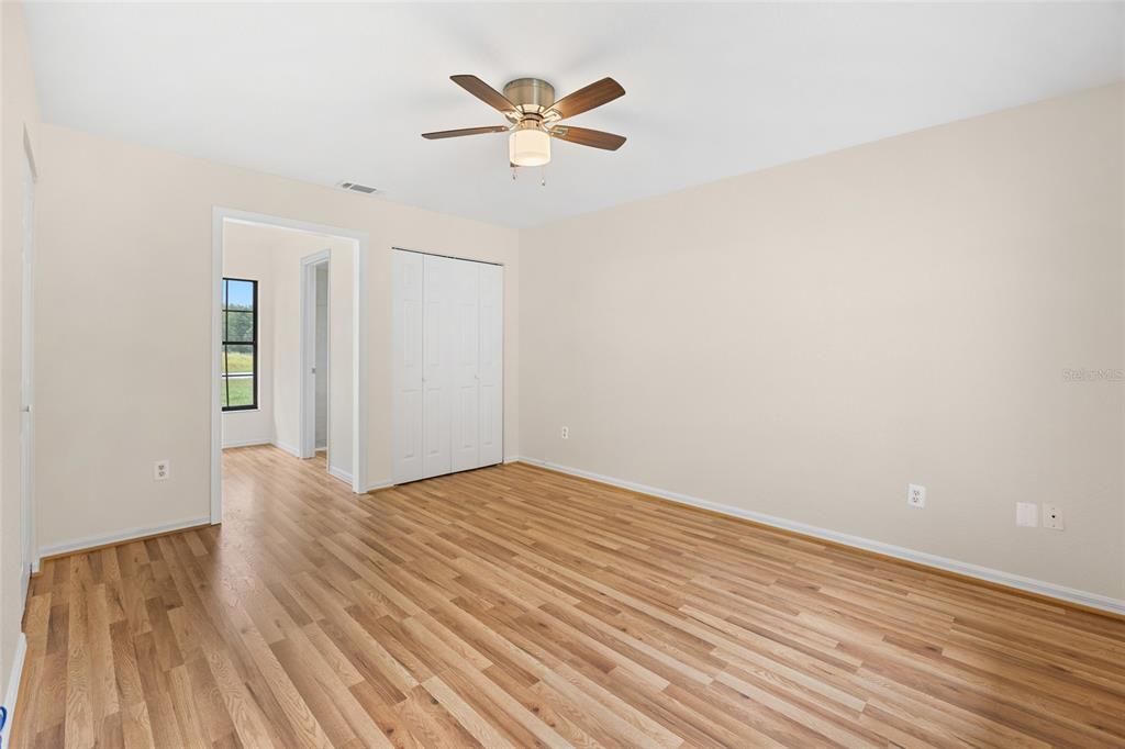 For Sale: $289,000 (3 beds, 2 baths, 1665 Square Feet)